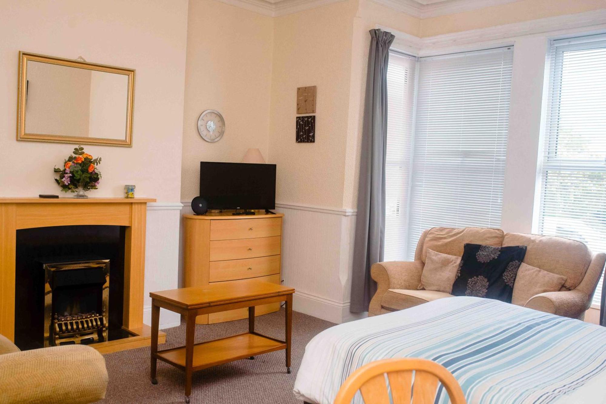 The Chadwick Aparthotel Skegness Exterior photo